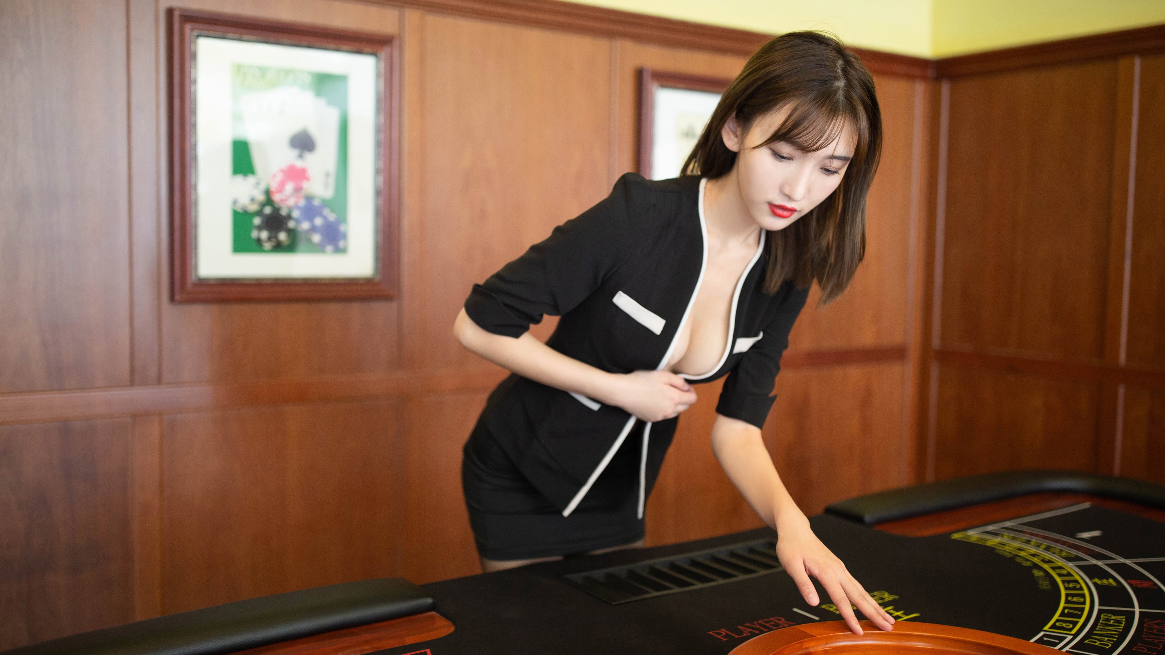 鹰唳撕裂群狼嚎，东契奇，一场关于世界之巅的棋局与手术